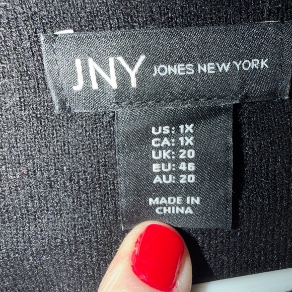 Sweater - Picture 2 of 3